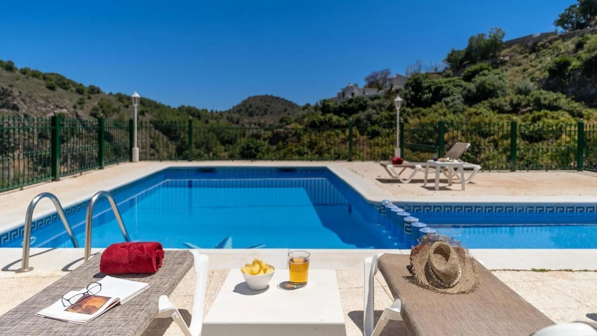 펜션 Ferienhaus Mit Privatpool Fuer 6 Personen Ca 170 Qm In Frigiliana, Andalusien Costa Del Sol